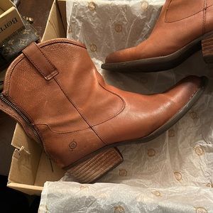 Born Boots
